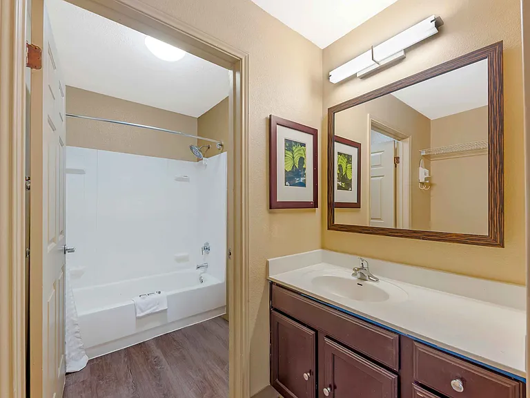 2 Bedroom Suite - 1 King and 1 Full Bed
