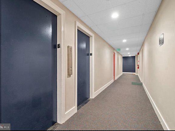 4th image of 1001 Saint Paul St Unit 3E