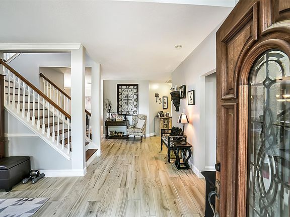 3rd image of 3711 Pinehurst Dr