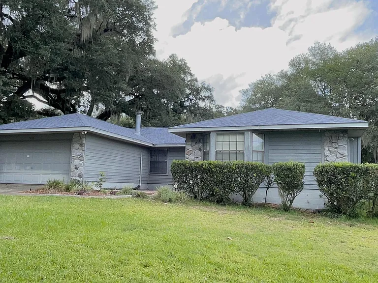 7720 NW 38th Pl — Photo 25