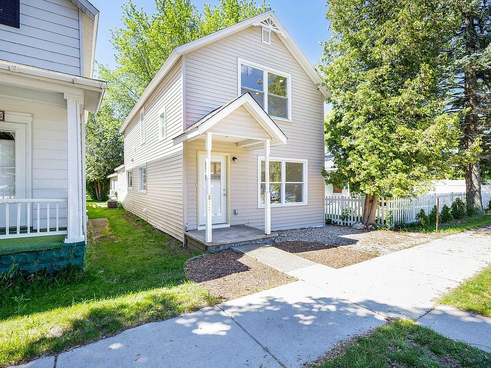 1st image of 812 Forest Ave