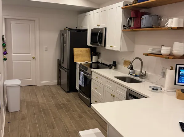 741 Valmont St, New Orleans, LA 70115