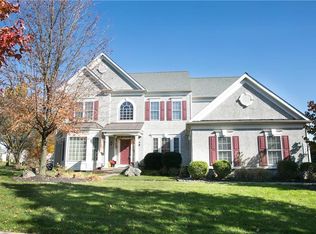2249 Eldemere Cir, Macungie, PA 18062