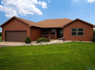 45750 237th St, Madison, SD 57042