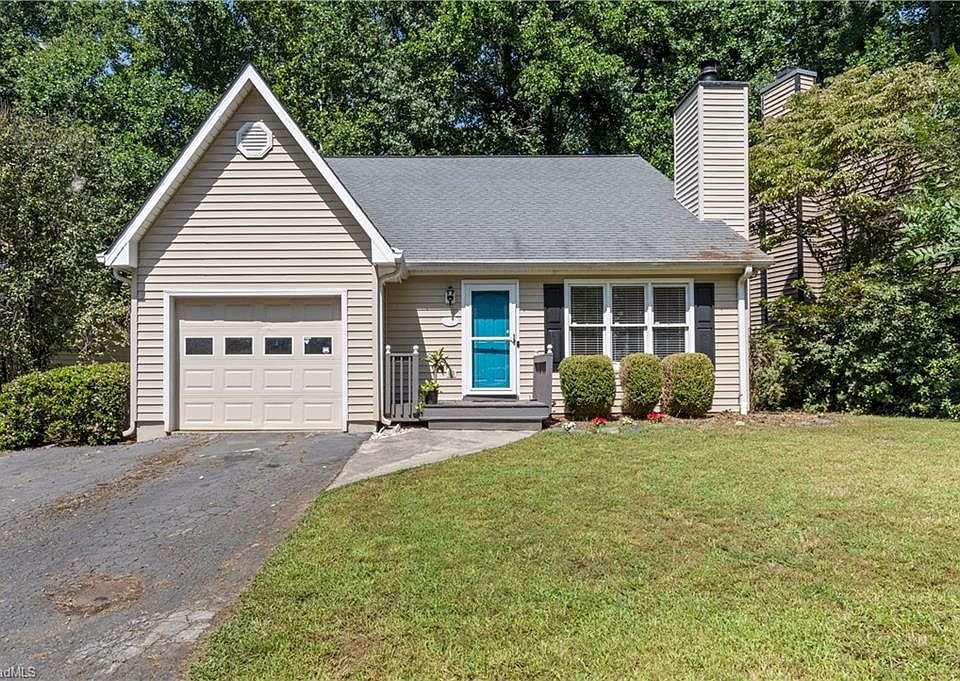 1st image of 4965 Lochraven Dr
