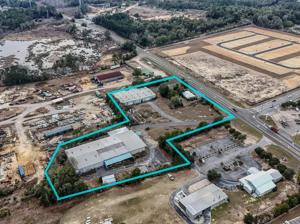 1408 State Highway 83, Defuniak Springs, FL 32433