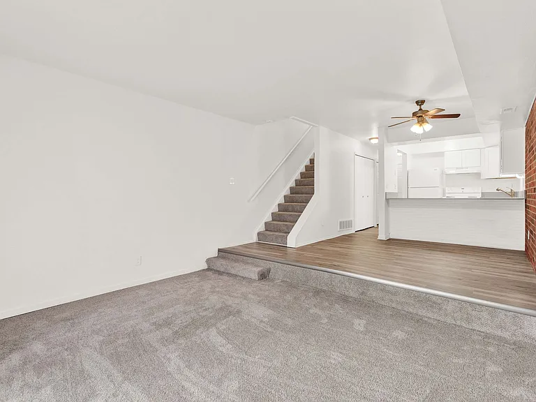 Riverside Townhomes — Photo 27