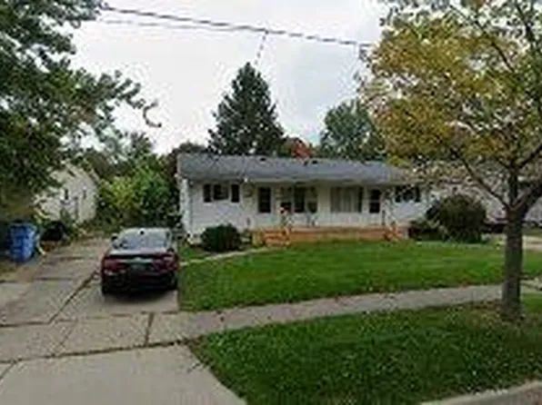 1006 Attwood Dr, Lansing, MI 48911