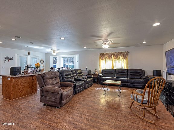4th image of 5107 Forest View Rd