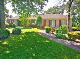 402 Lorenzo Ln, Irwin, PA 15642