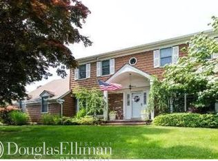 51 Oconnell Ct, Great River, NY 11739