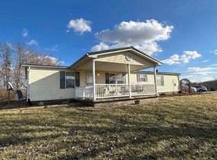 1401 Village Creek Rd, Connersville, IN 47331