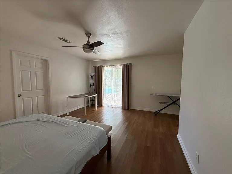 11915 Steppingstone Ln — Photo 29