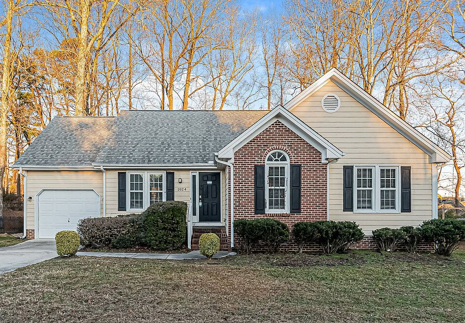 1st image of 1024 Alderleaf Dr