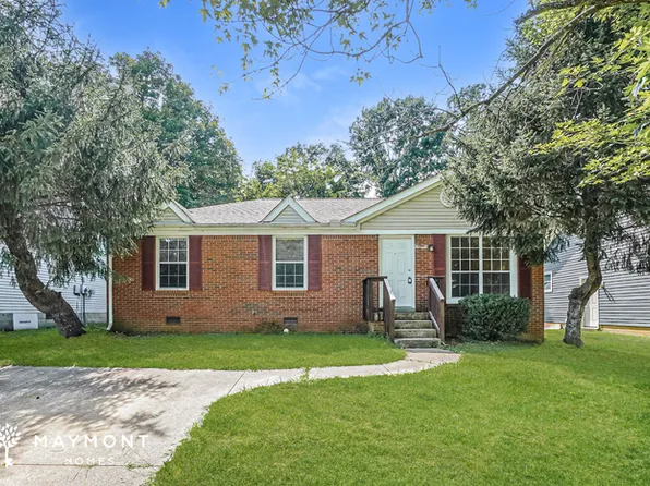 63 Grassmire Dr, Clarksville, TN 37042