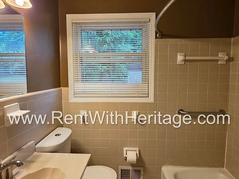 6190 Knights Ln — Photo 54