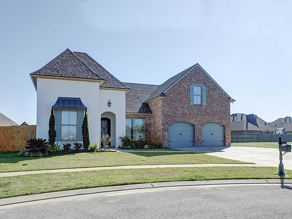 3rd image of 110 Cascade Palm Ct