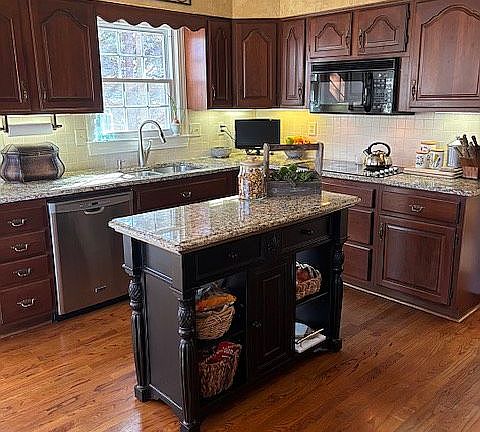 Cherry Cabinets/Granite Tops