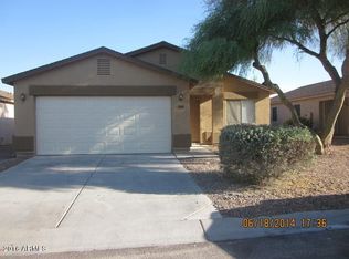 959 E Silversmith Trl, San Tan Valley, AZ 85143