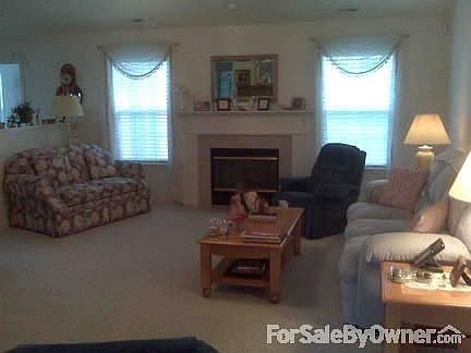 2nd image of 5745 Arlington Dr