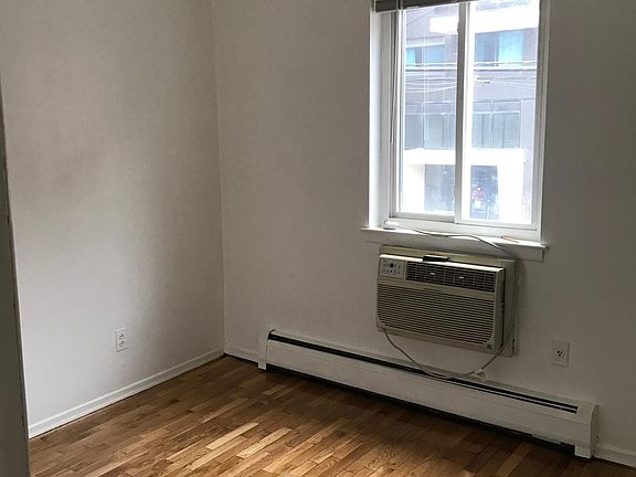 4th image of 3503 146th St Floor 2