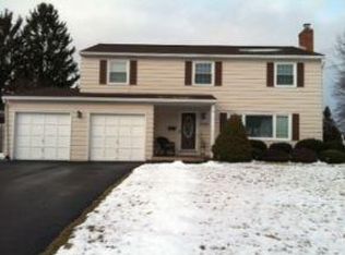 2721 Manhattan Dr, Endwell, NY 13760