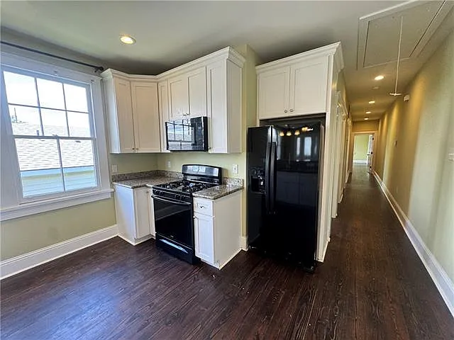 2425 Jonquil St — Photo 6