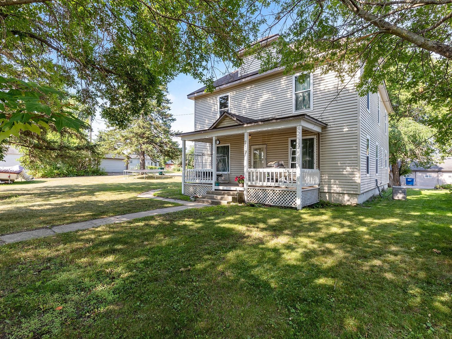 219 10th St NE, Staples, MN 56479 MLS 6408593 Zillow