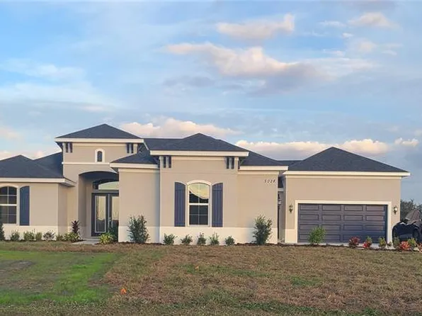 5028 Lake Toscana Dr, Wimauma, FL 33598