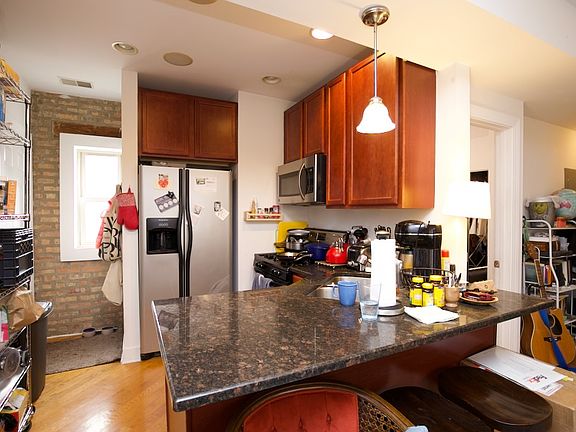 3rd image of 5655 N Magnolia Ave #W3