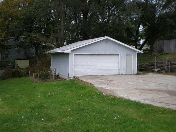 4th image of 5604 S 48th Ave