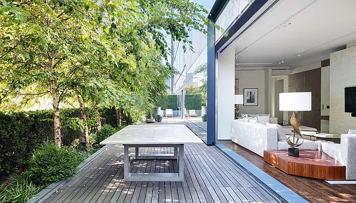 Rented by Compass | media 74