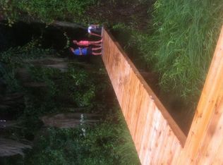 6513 Latchstring Rd, Melrose, FL 32666