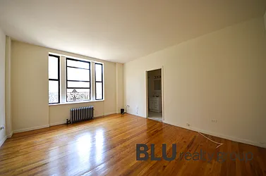 Rented by BLU Real Estate