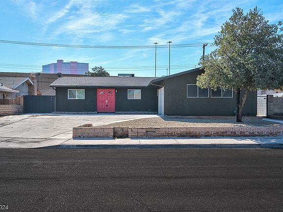2nd image of 2105 Glen Heather Way