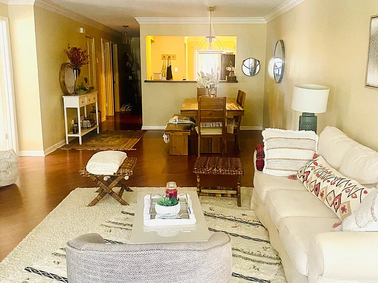 2907 SW 21st Ter #2907 — Photo 1