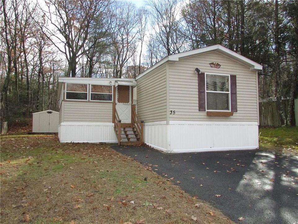 1st image of 35 Hillside Dr