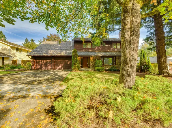 13255 SW Saratoga Ln, Beaverton, OR 97008