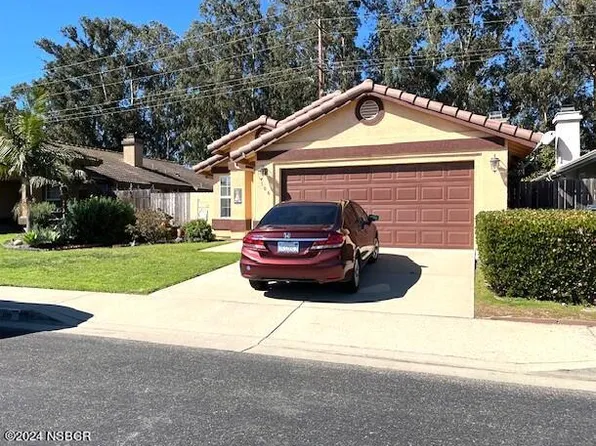 106 Miranda Ct, Santa Maria, CA 93458