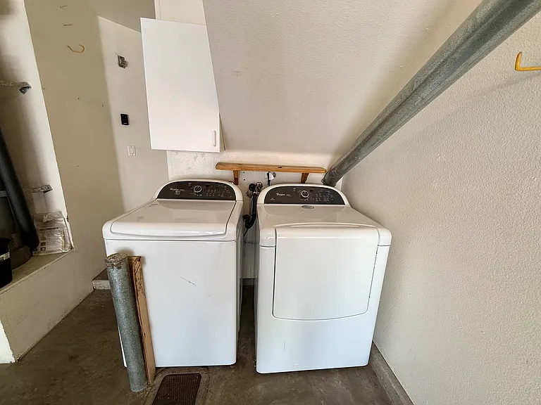 Washer / Dryer in the garage