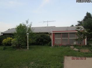 2713 Massillon Rd, Akron, OH 44312