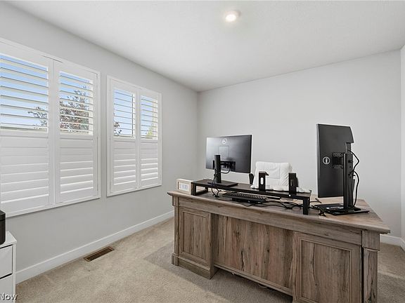5th image of 4149 Hidden Village Dr