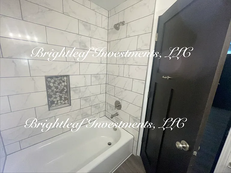 1016 Buckeye St — Photo 10