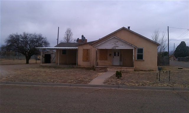 1st image of 1223 N Avenue B