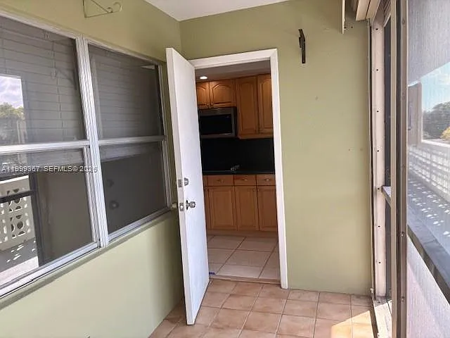 1425 Arthur St #403A — Photo 7