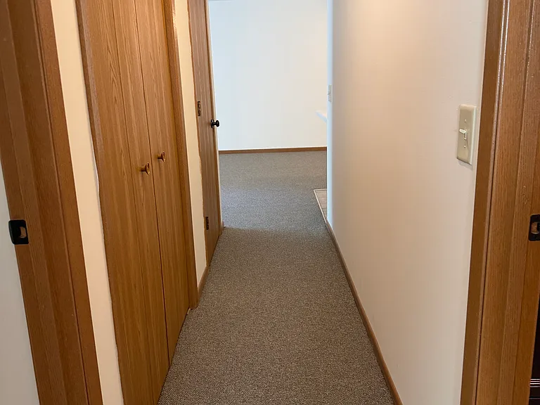 342 Lake St — Photo 22