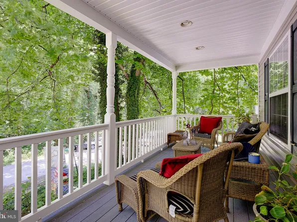 514 Meadow Ln, Prince Frederick, MD 20678