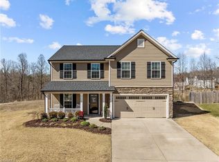 3627 Hayfield Ct, Thomasville, NC 27360