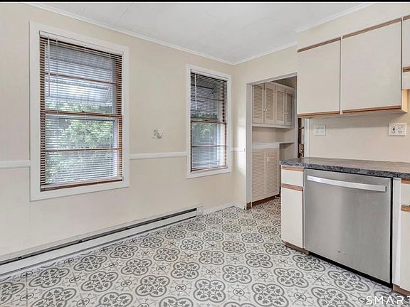 3rd image of 74 New St #2
