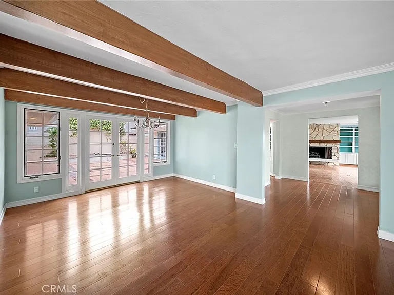 905 Emerald Bay — Photo 4